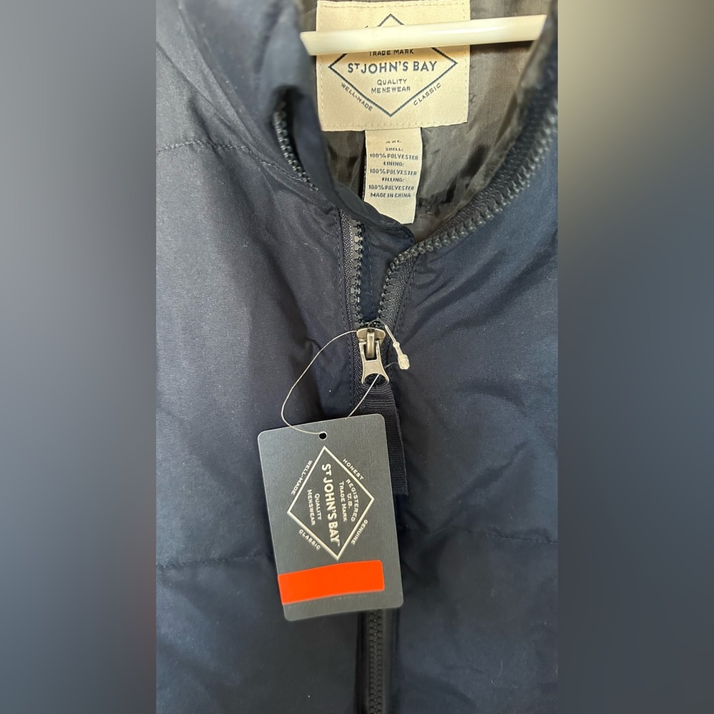 St. John's Bay Mens Big and Tall Puffer Vest 4XL - Picture 2 of 5